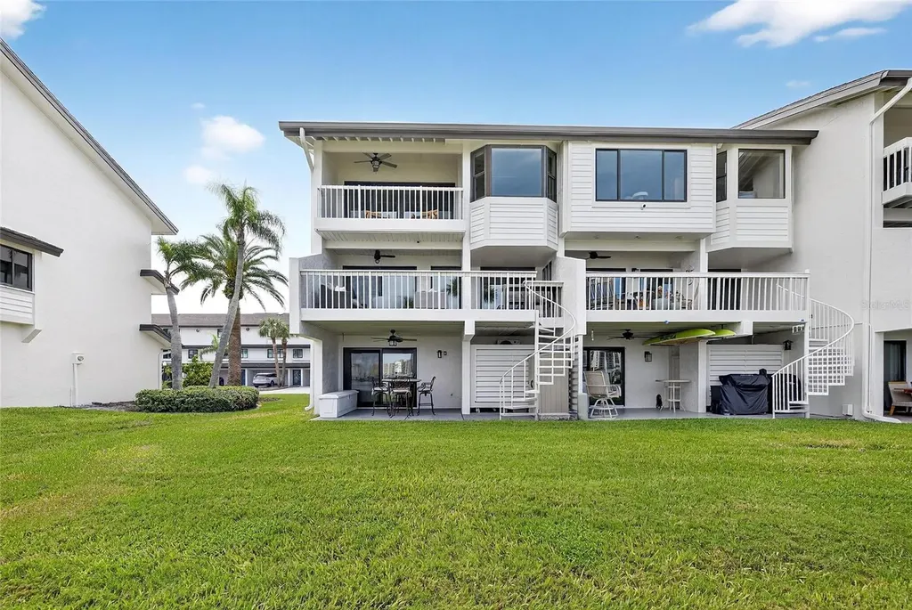 160 Marina Del Rey Court Clearwater Beach FL 33767