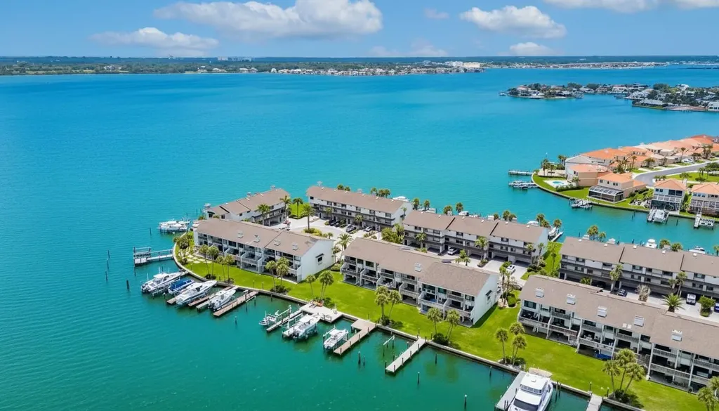 160 Marina Del Rey Court Clearwater Beach FL 33767
