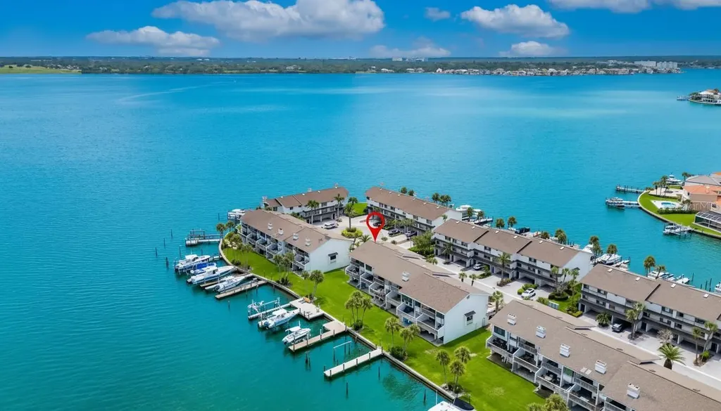 160 Marina Del Rey Court Clearwater Beach FL 33767