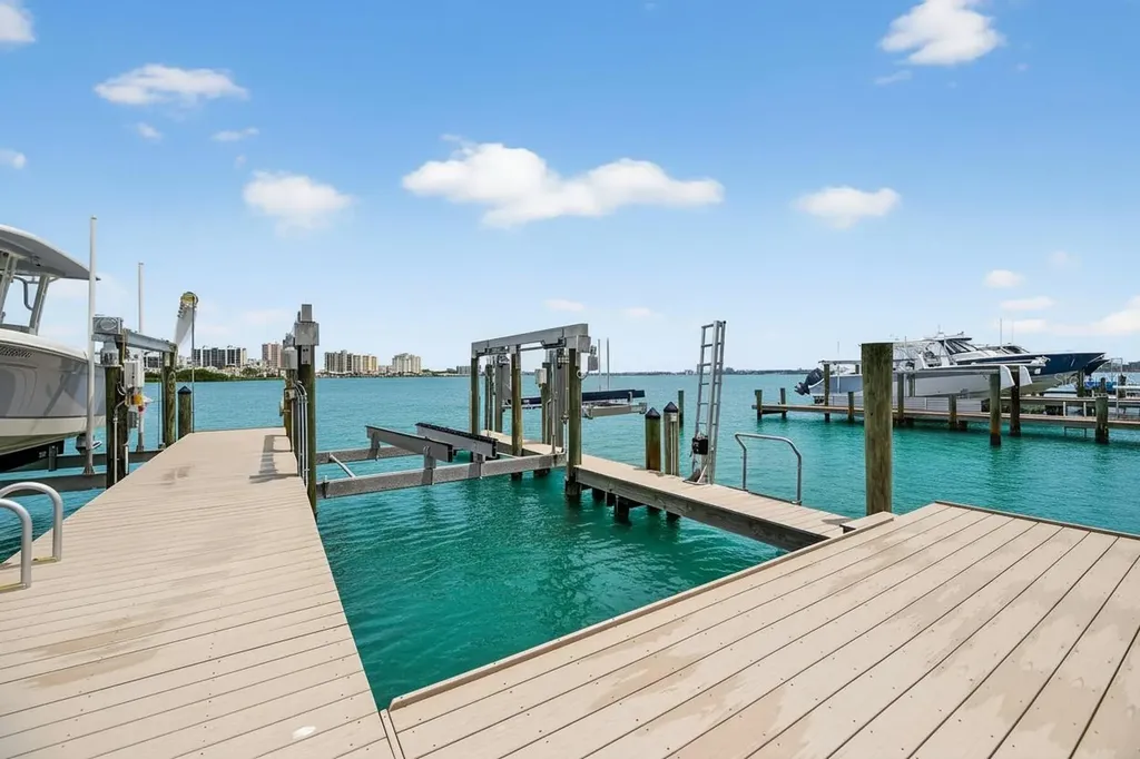 160 Marina Del Rey Court Clearwater Beach FL 33767