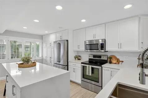 160 Marina Del Rey Court Clearwater Beach FL 33767