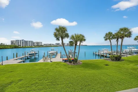 160 Marina Del Rey Court Clearwater Beach FL 33767