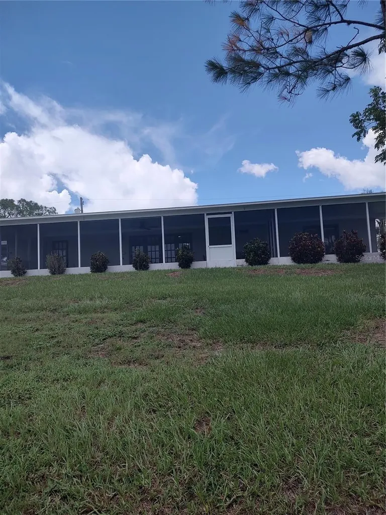 220 Lakeshore Drive N. Lake Wales FL 33859