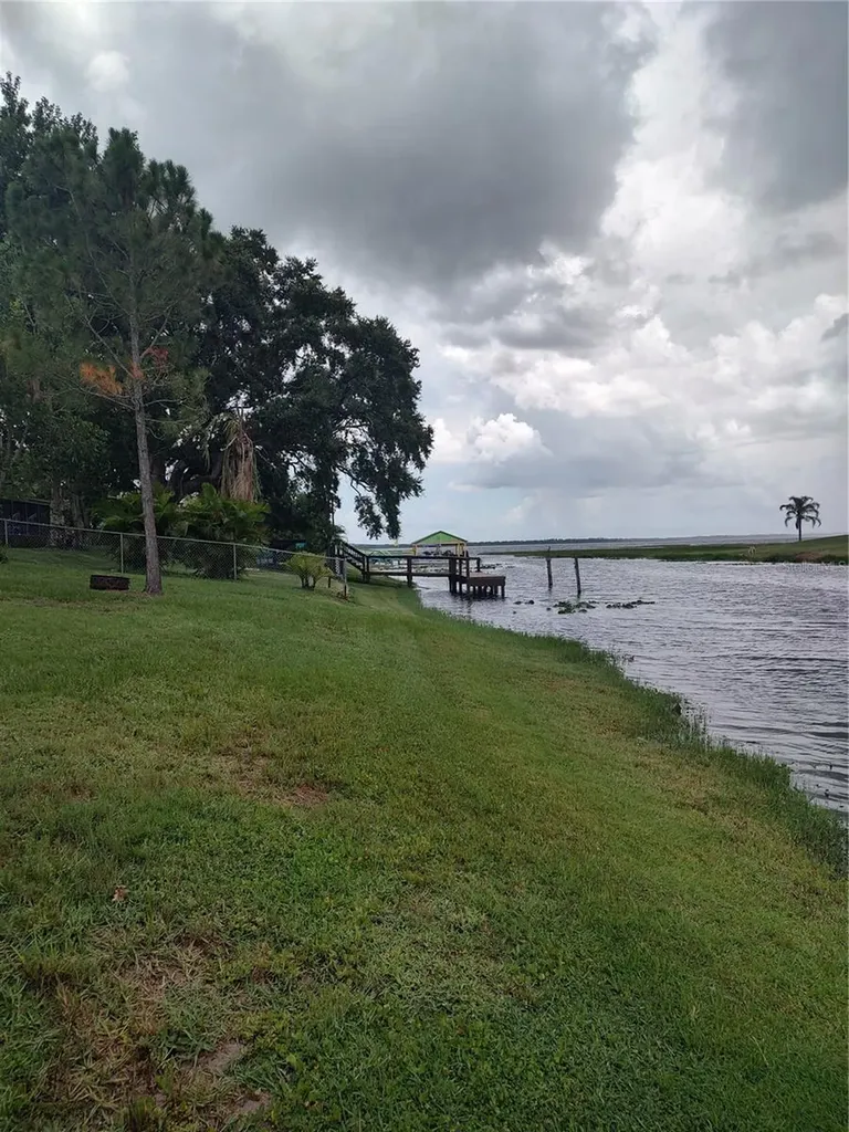 220 Lakeshore Drive N. Lake Wales FL 33859