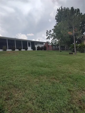 220 Lakeshore Dr. N. Lake Wales FL 33859