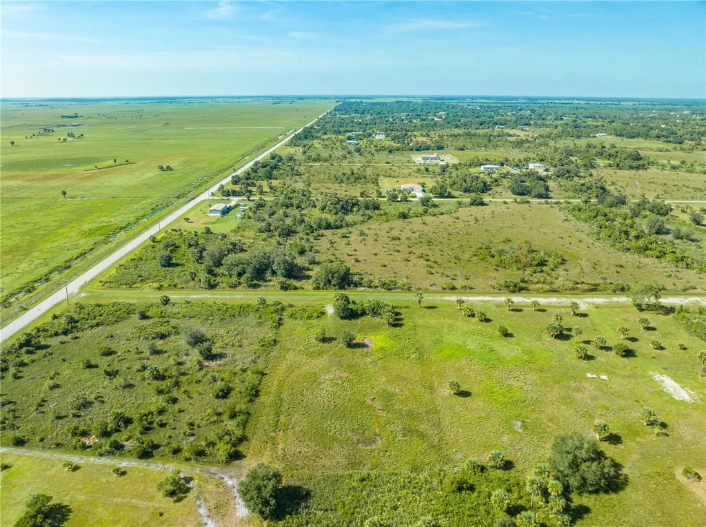 14517 NW 282nd Street Okeechobee FL 34972