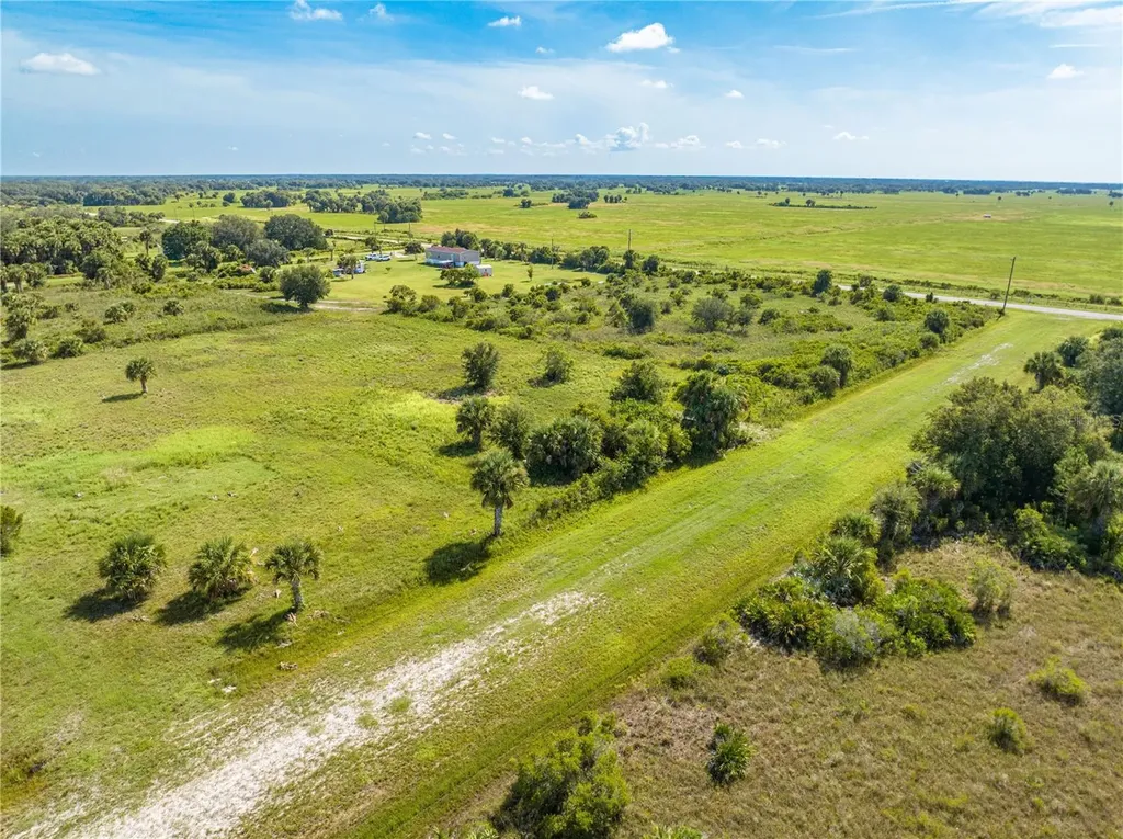 14517 NW 282nd Street Okeechobee FL 34972