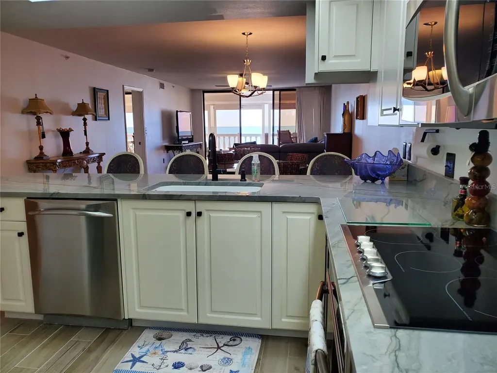 6650 Sunset Way St Pete Beach FL 33706