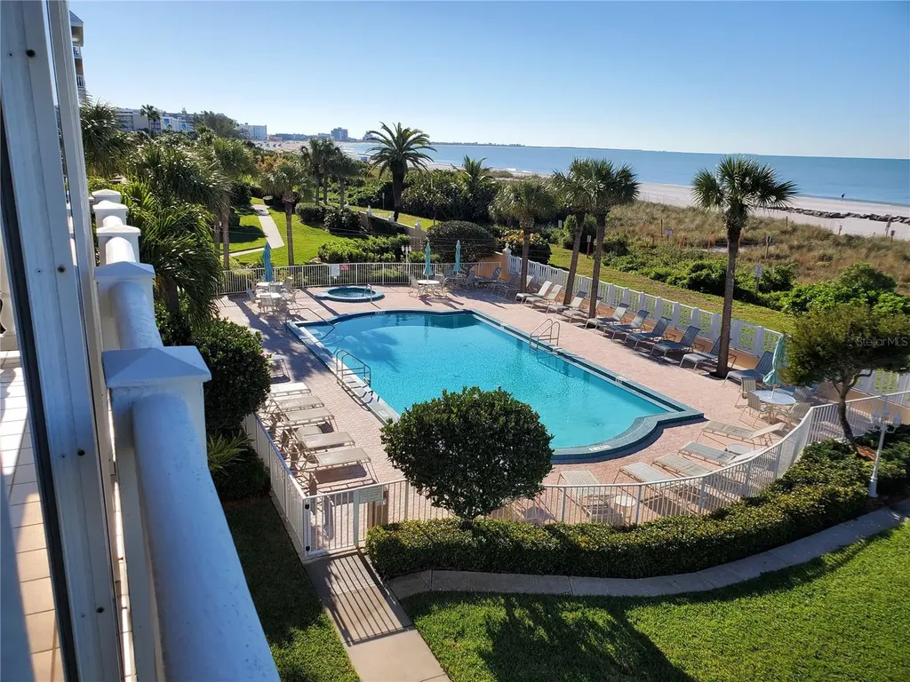 6650 Sunset Way St Pete Beach FL 33706