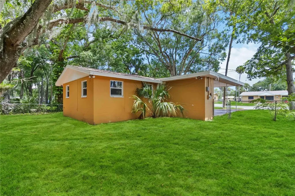 444 S Caroline Street Daytona Beach FL 32114