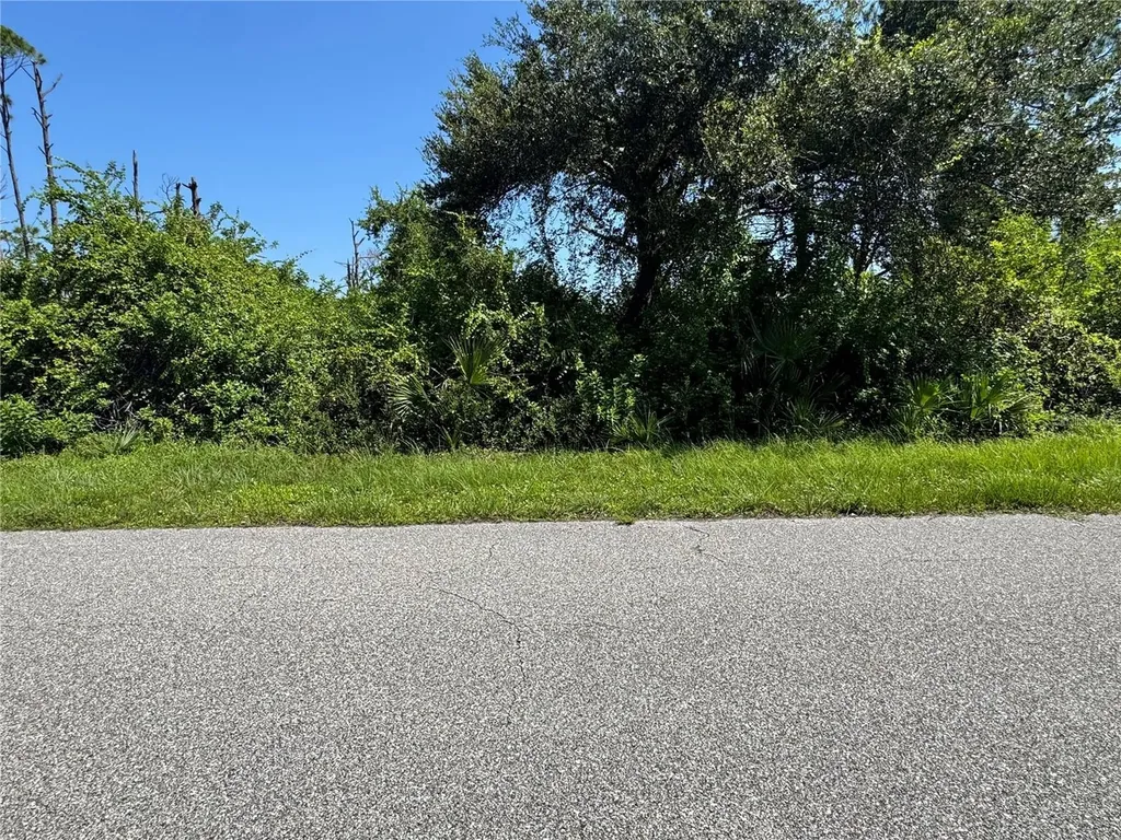 12412 Sunniland Avenue Port Charlotte FL 33981