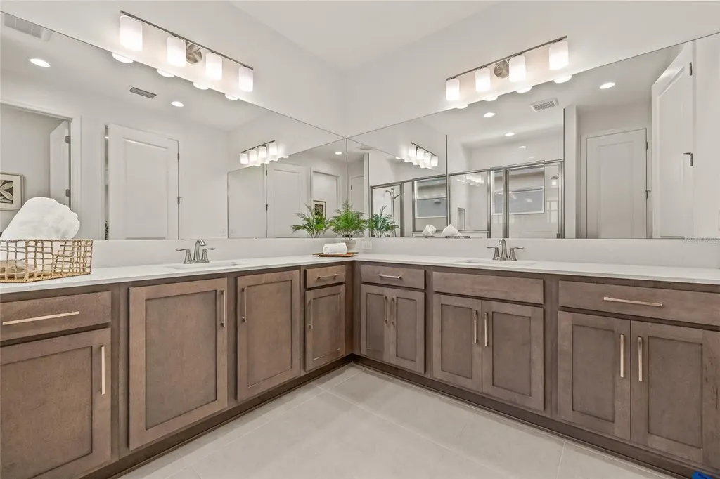 32565 Veneto Place Wesley Chapel FL 33543