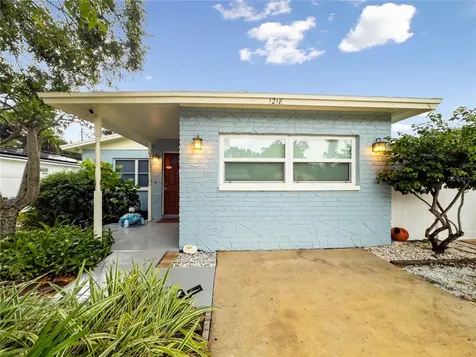 1218 Freemont Street S Gulfport FL 33707