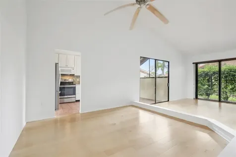 5387 Huntingwood Court Sarasota FL 34235