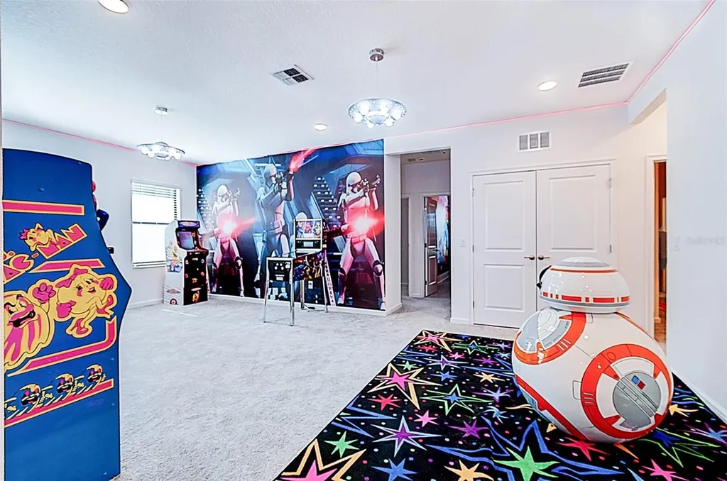 5893 High Seas Drive Orlando FL 32821