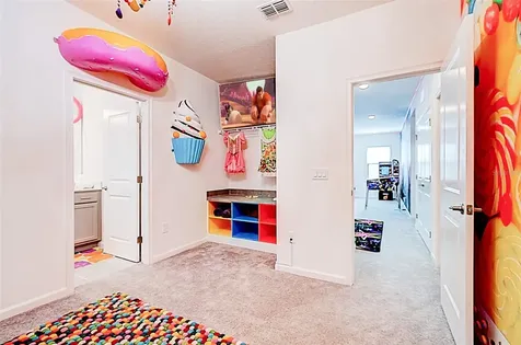 5893 High Seas Drive Orlando FL 32821