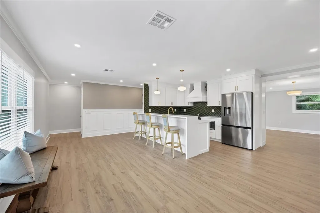 2426 Calamonga Lane Sarasota FL 34239