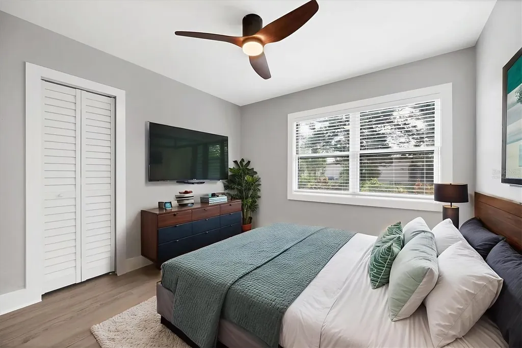2426 Calamonga Lane Sarasota FL 34239