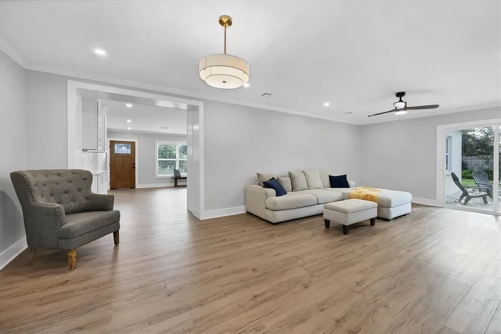 2426 Calamonga Lane Sarasota FL 34239