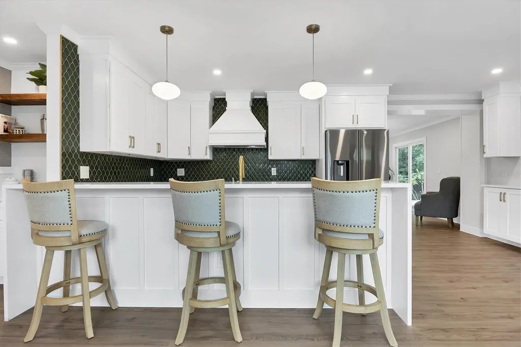 2426 Calamonga Lane Sarasota FL 34239