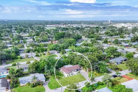 2426 Calamonga Lane Sarasota FL 34239