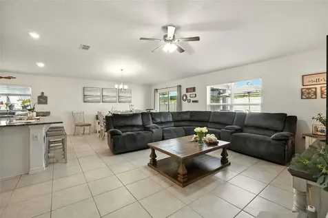 3240 Casa Del Rey Avenue Kissimmee FL 34746