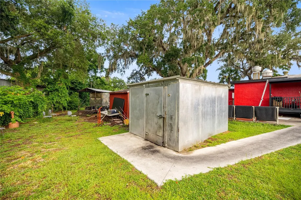 3170 Us Highway 441/27 Fruitland Park FL 34731