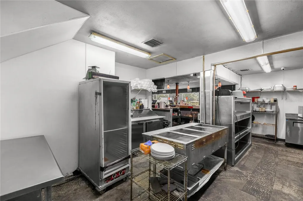 3170 Us Highway 441/27 Fruitland Park FL 34731