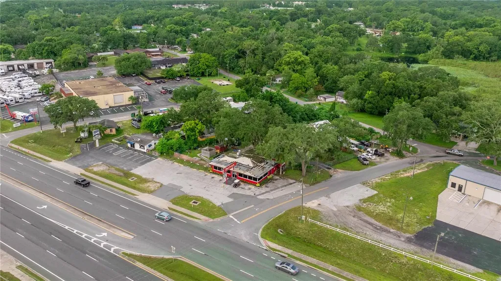 3170 Us Highway 441/27 Fruitland Park FL 34731