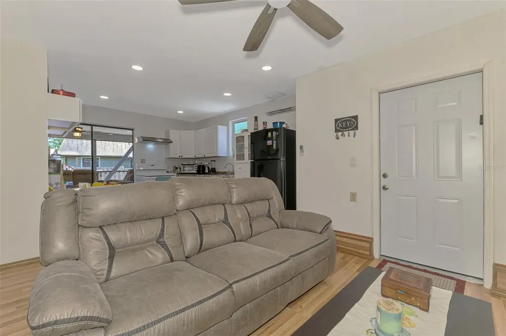 5864 Viola Road Venice FL 34293