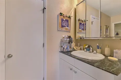 5864 Viola Road Venice FL 34293