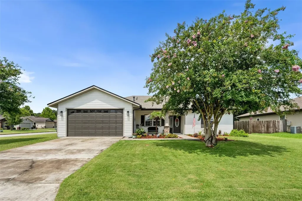 952 NW 231st Way Newberry FL 32669