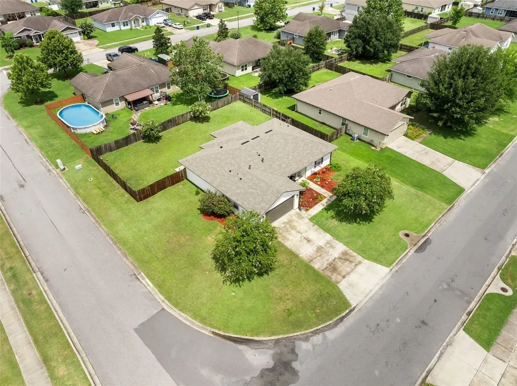 952 NW 231st Way Newberry FL 32669