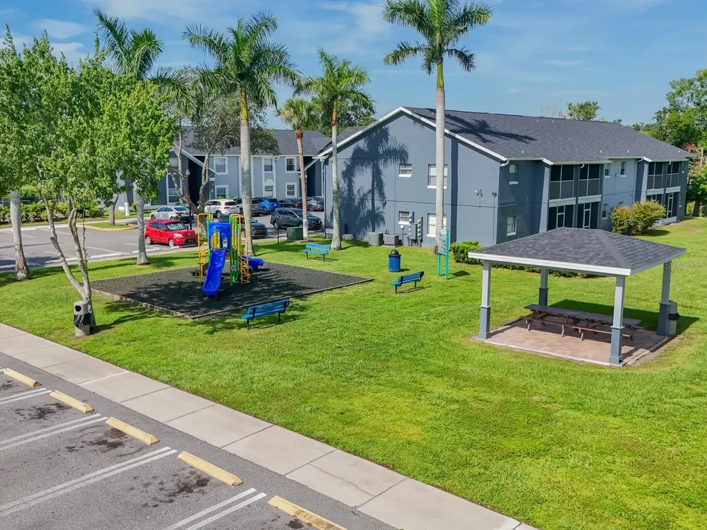 4252 Pershing Pointe Place Orlando FL 32822