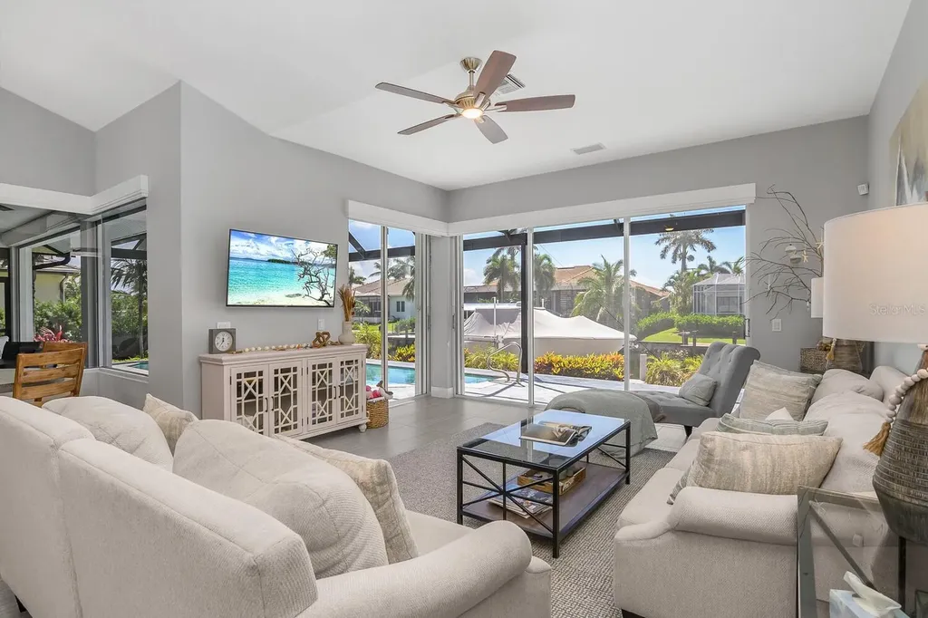 609 Crescent Street Marco Island FL 34145
