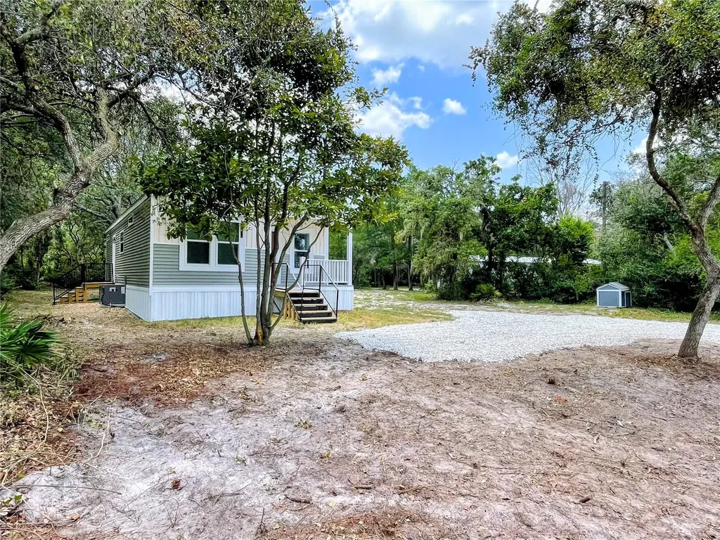 43535 Dixie Drive Paisley FL 32767