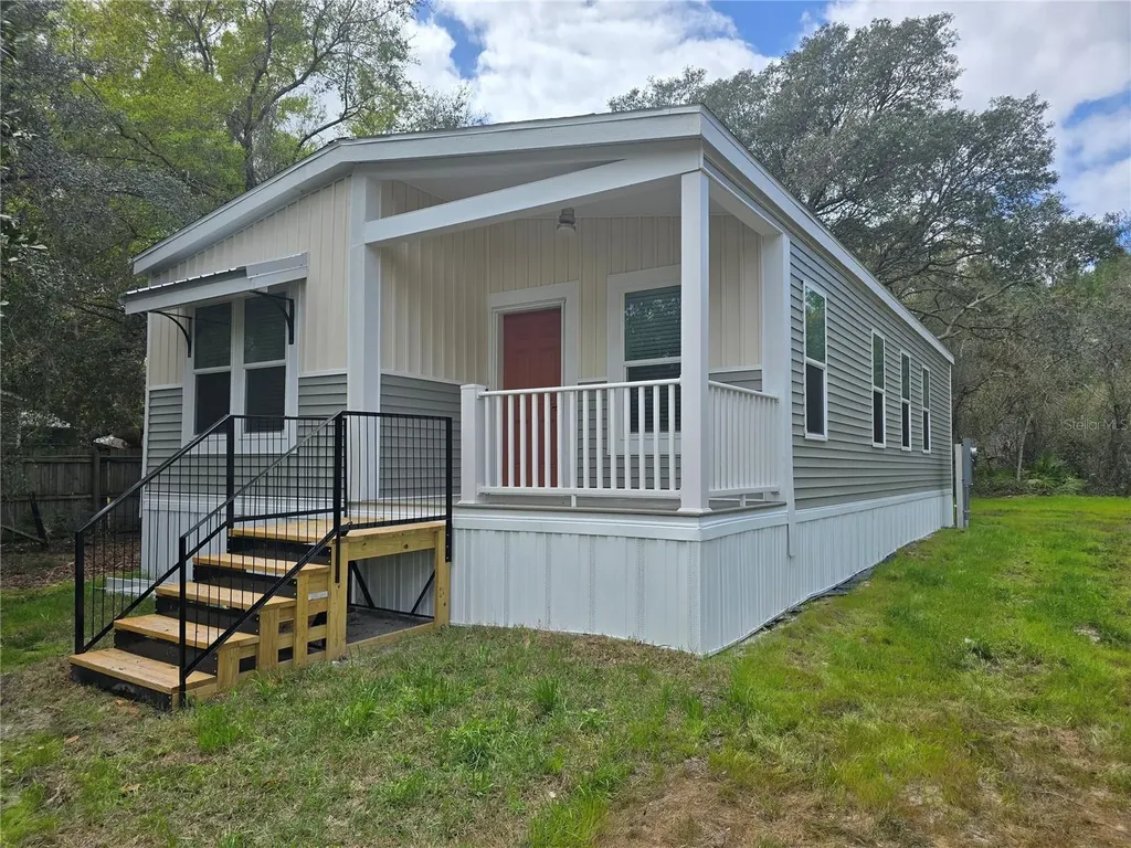 43535 Dixie Drive Paisley FL 32767