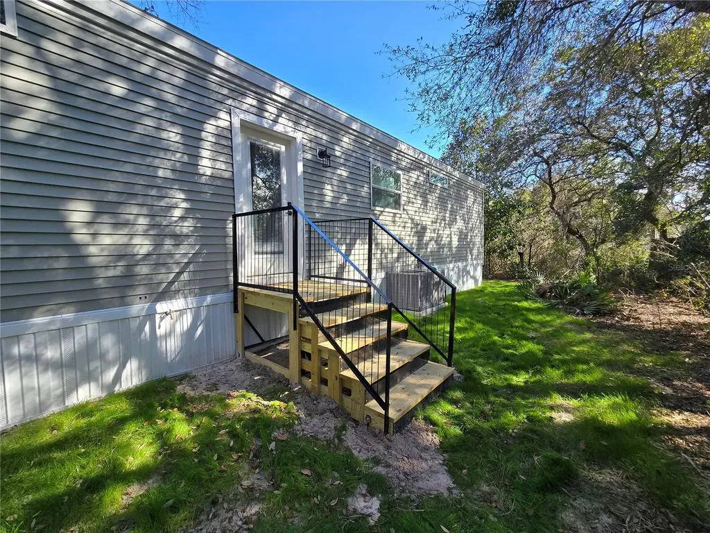43535 Dixie Drive Paisley FL 32767