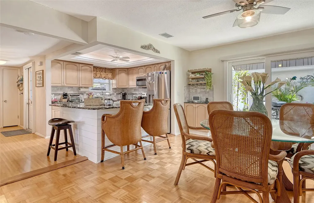 2308 Waterbluff Place Sarasota FL 34231