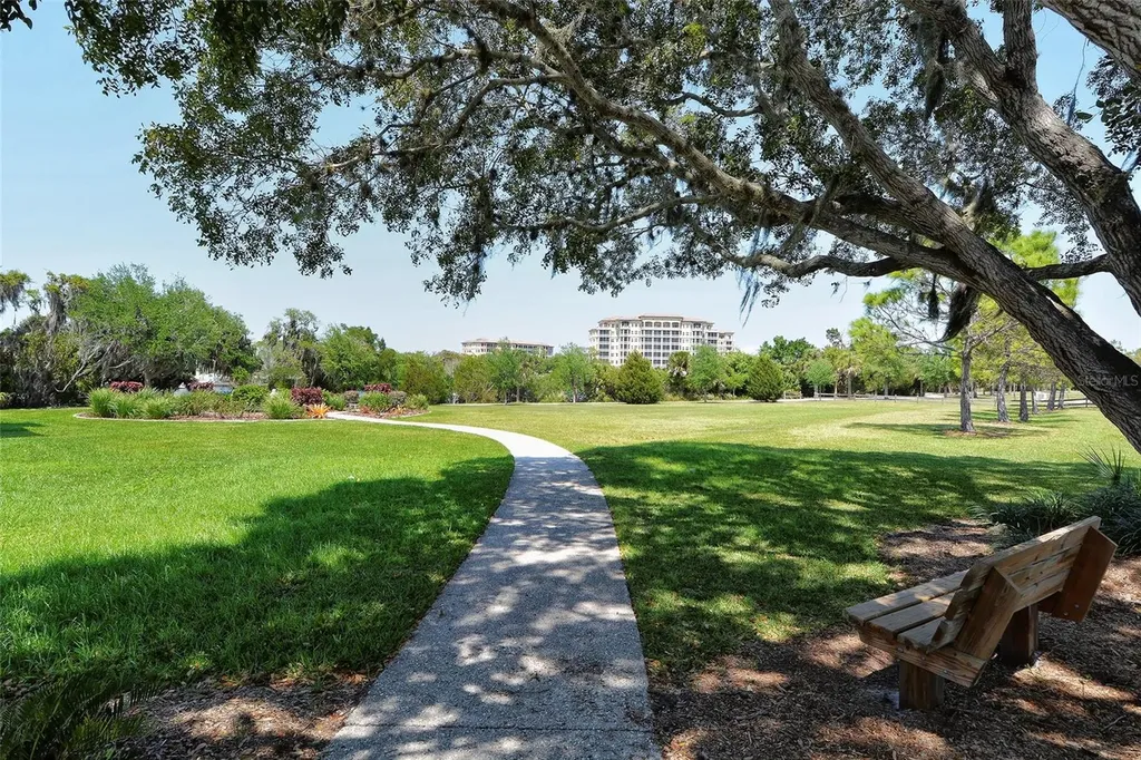 2308 Waterbluff Place Sarasota FL 34231