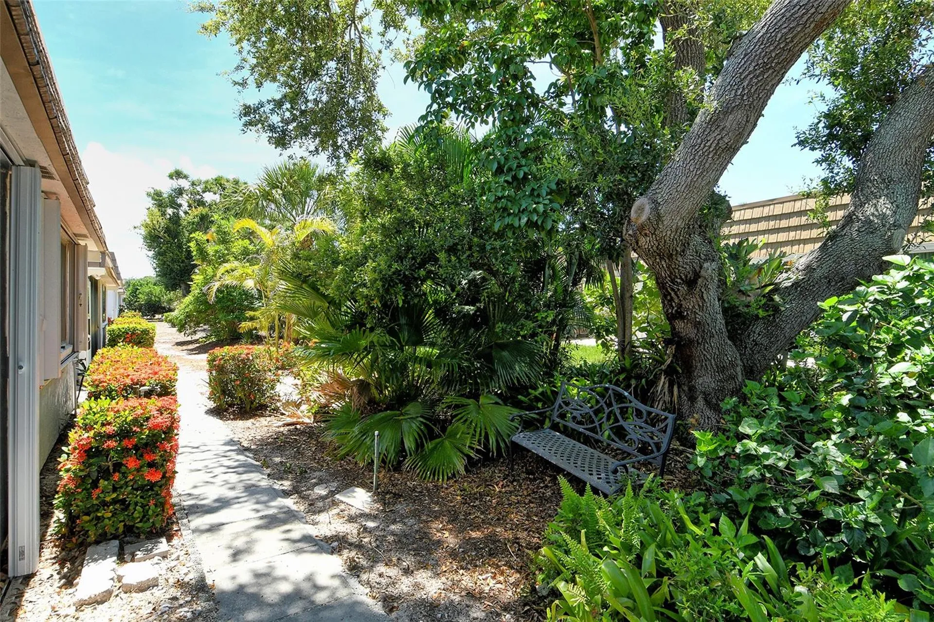2308 Waterbluff Place Sarasota FL 34231