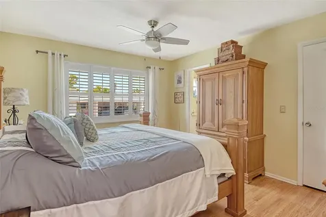 2308 Waterbluff Place Sarasota FL 34231