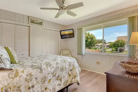 2308 Waterbluff Place Sarasota FL 34231