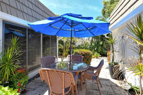2308 Waterbluff Place Sarasota FL 34231