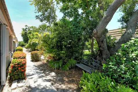 2308 Waterbluff Place Sarasota FL 34231