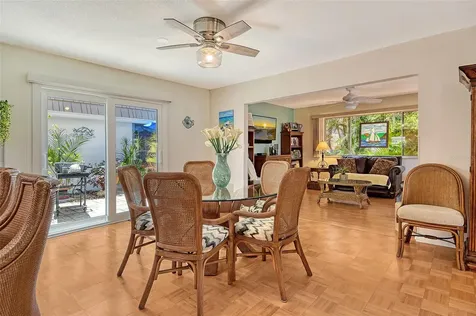 2308 Waterbluff Place Sarasota FL 34231