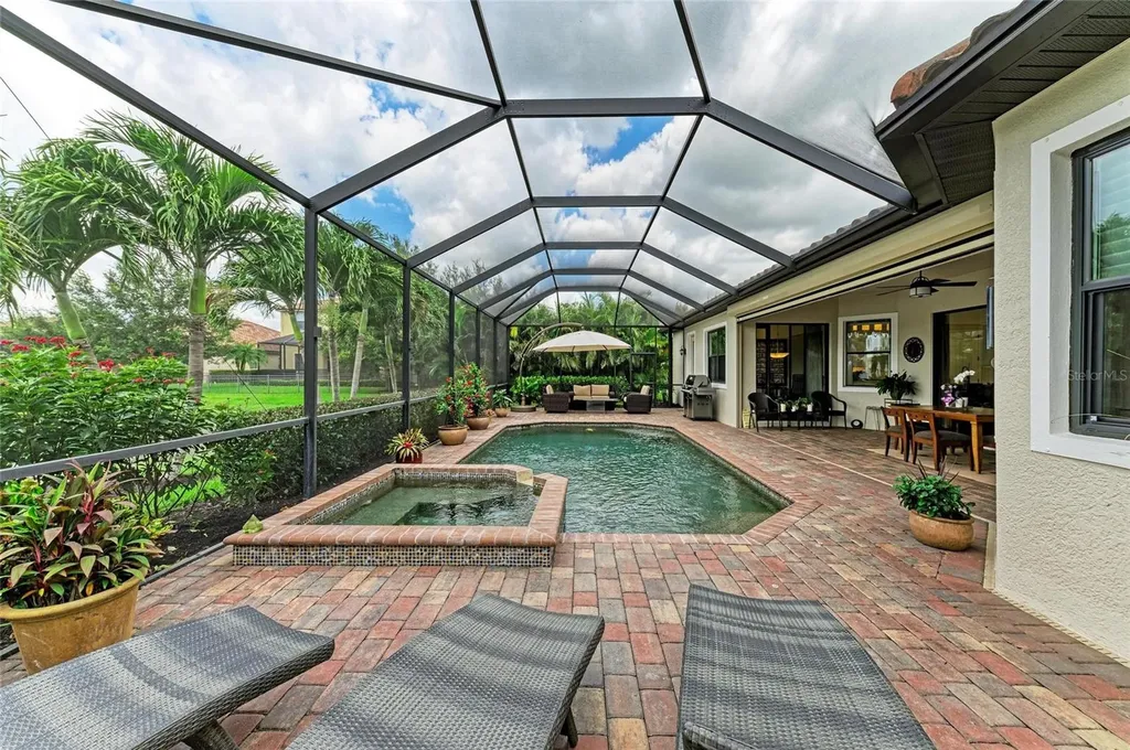 5655 Cloverleaf Run Lakewood Ranch FL 34211