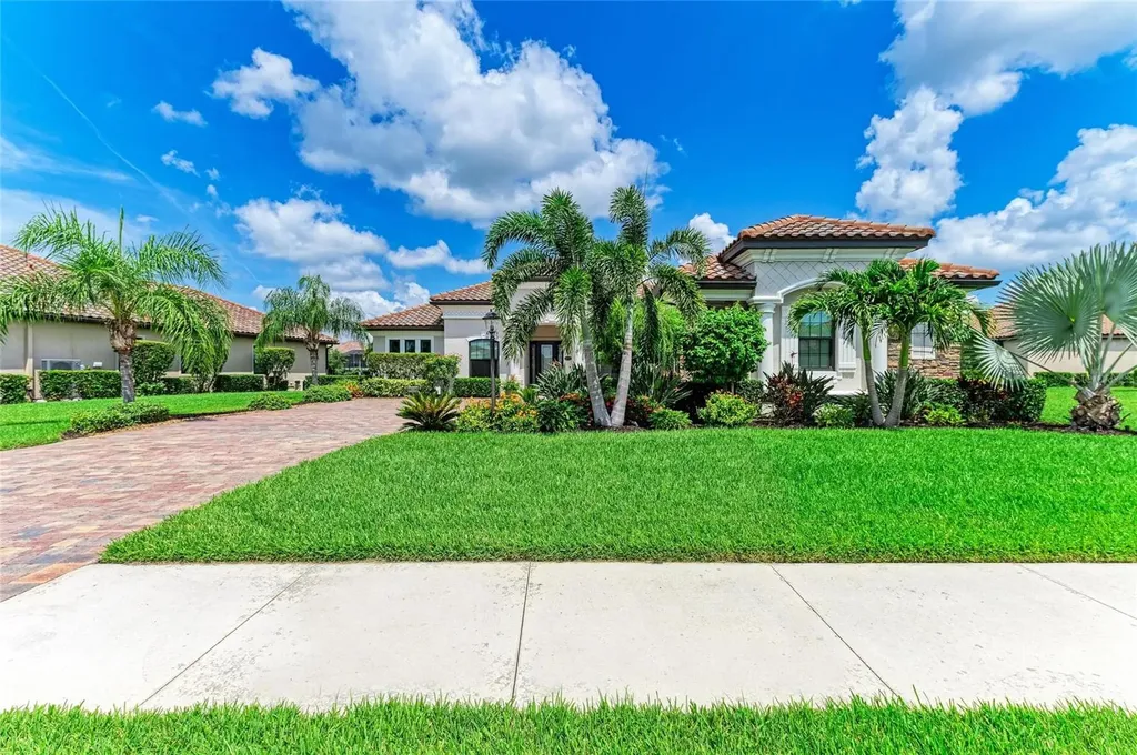 5655 Cloverleaf Run Lakewood Ranch FL 34211