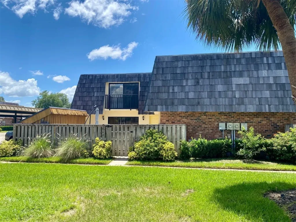 2942 Poplar Avenue Leesburg FL 34748