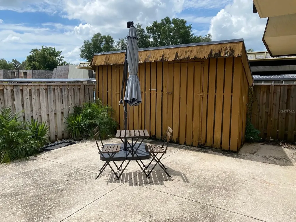 2942 Poplar Avenue Leesburg FL 34748